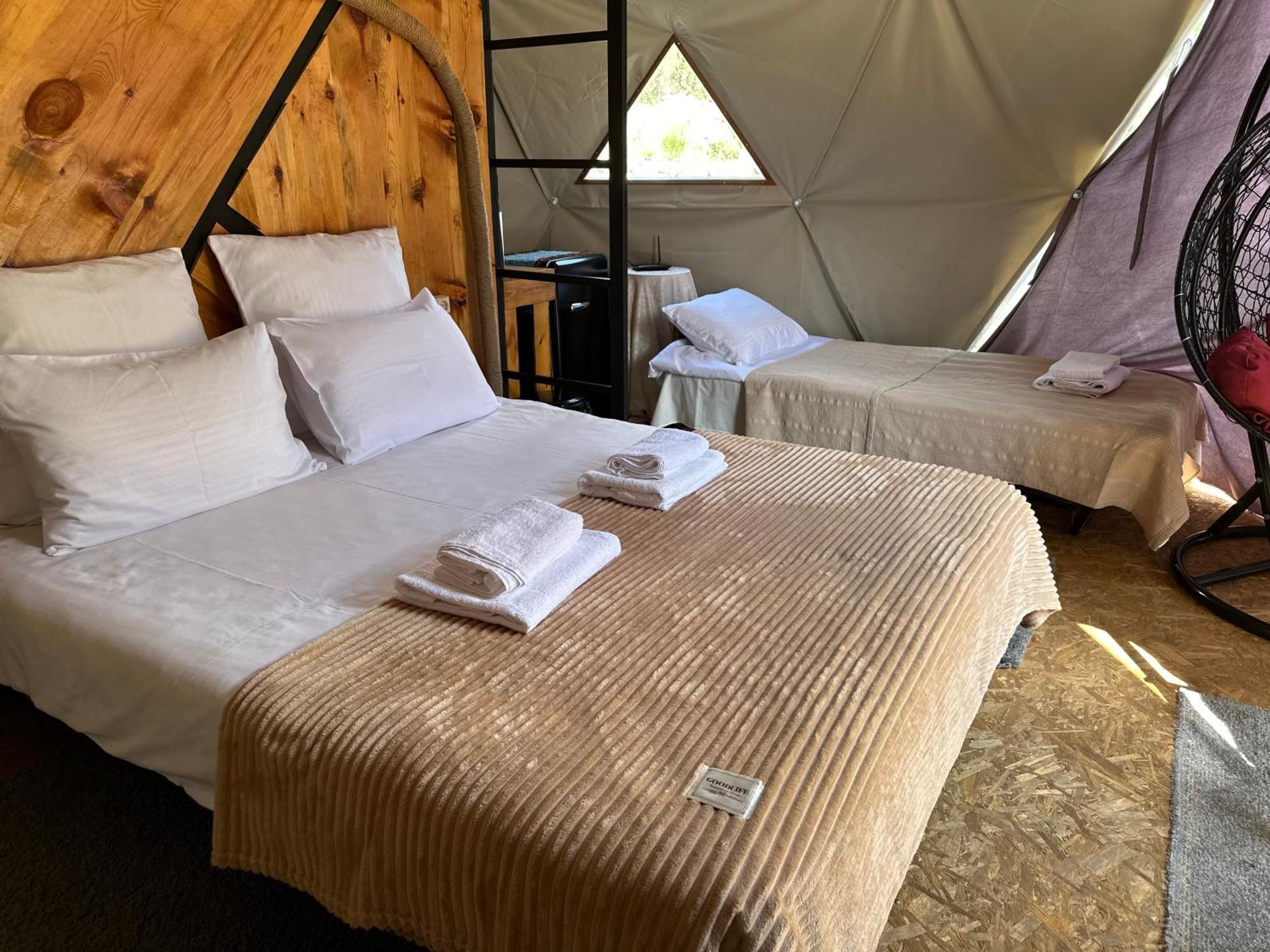 Vardzia Glamping Extérieur photo
