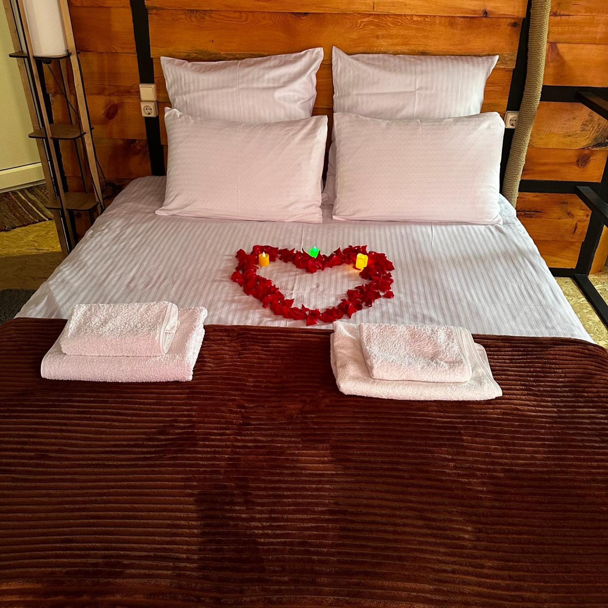 Vardzia Glamping Extérieur photo